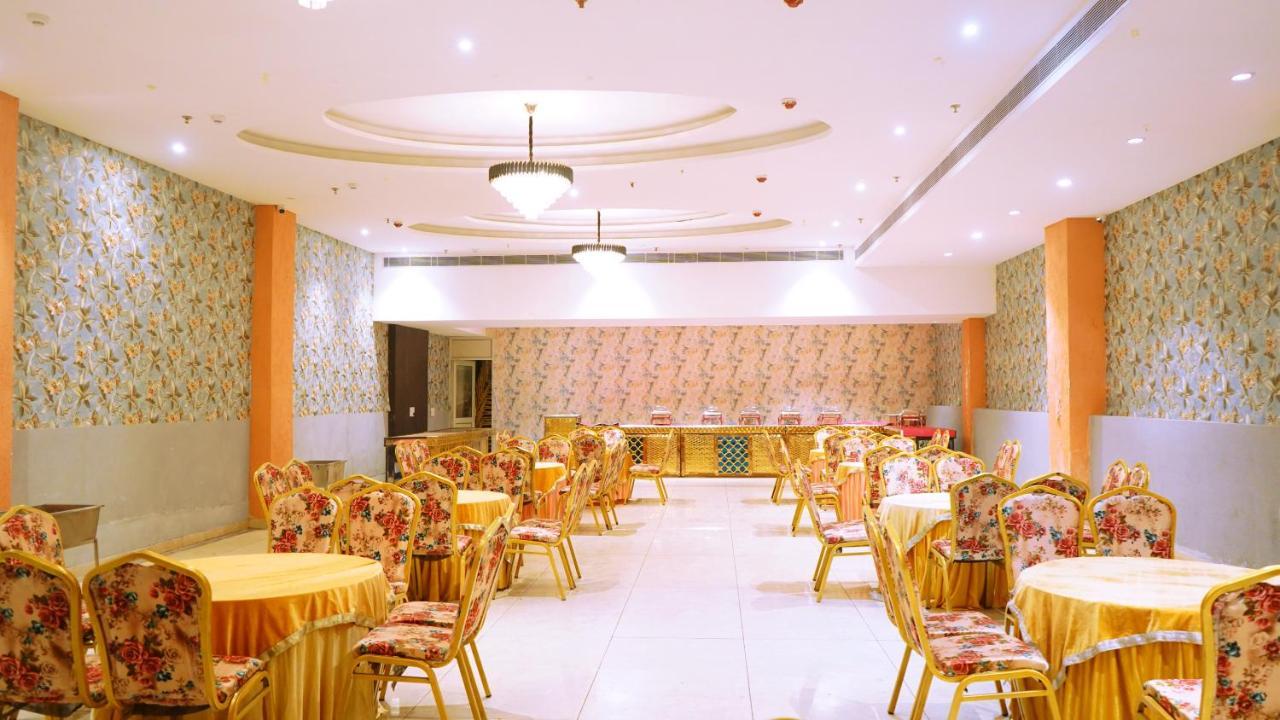 Aa Hotels & Resorts Zirakpur Eksteriør bilde