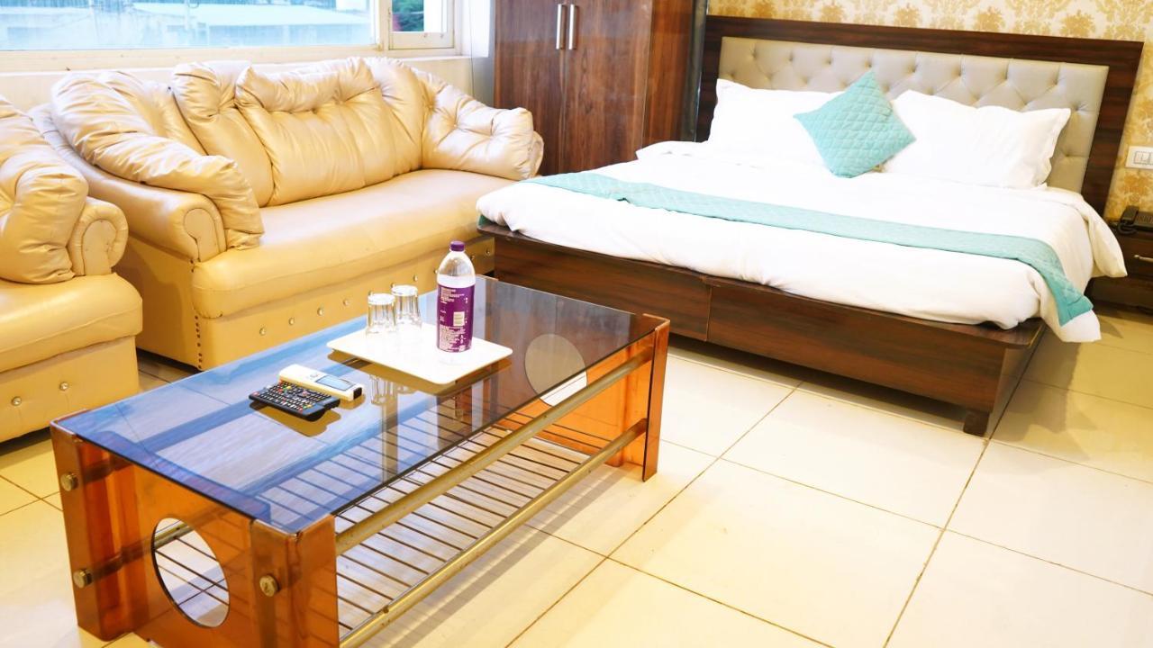 Aa Hotels & Resorts Zirakpur Eksteriør bilde